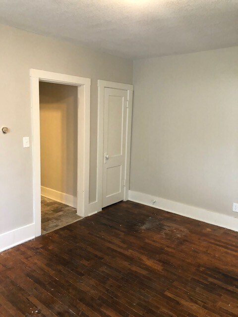 Foto del edificio - Studio Apartment For Rent in Newton! New Photos Coming Soon.