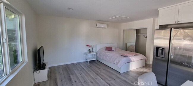 Foto del edificio - 7672 Penfield Ave