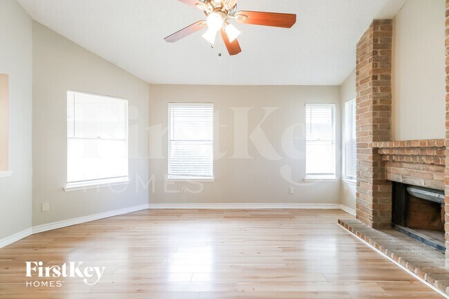 Building Photo - 23346 Pebworth Pl