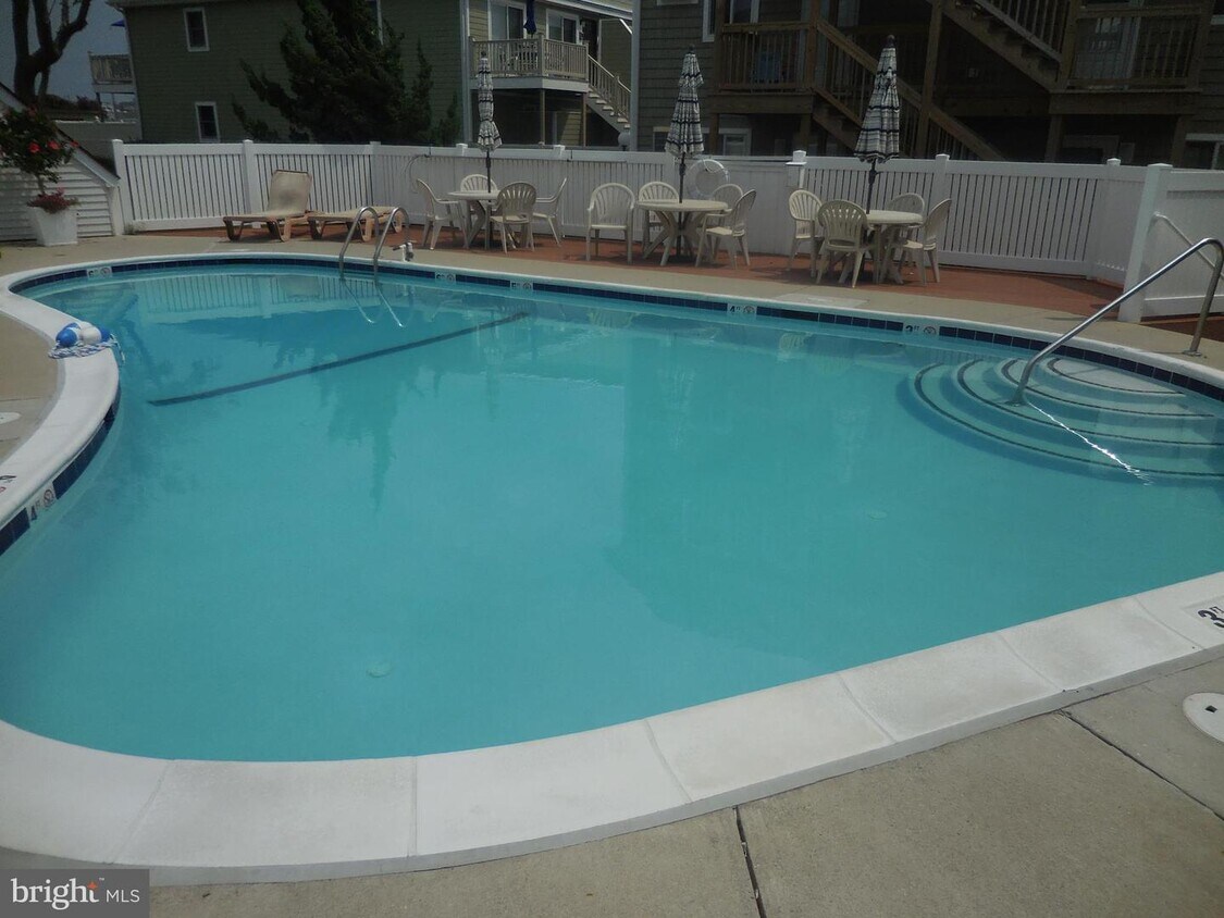 Primary Photo - 14403 Lighthouse Ave