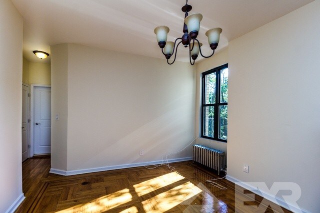 Foto principal - 1135 E 35th St