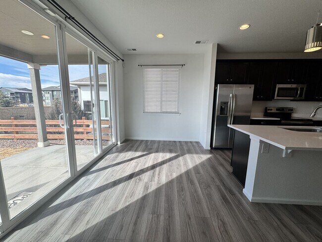 Foto del edificio - Newer 3 bedroom in Meadow Brook Crossing