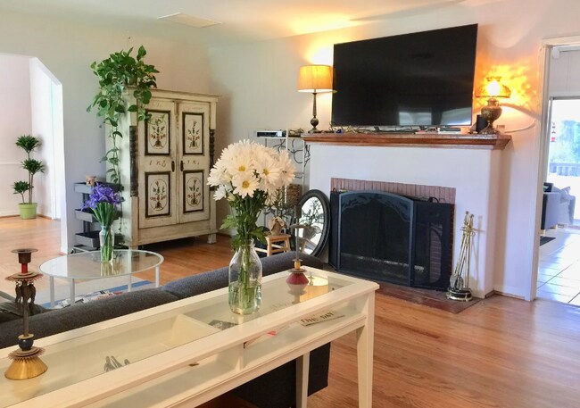 Foto del edificio - 5807 Beck Ave