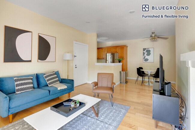 Foto del edificio - 3655 Birchwood Terrace
