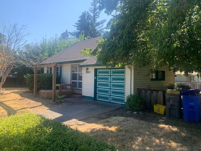 Photo - Colonial Style Home on Park-Like Grounds