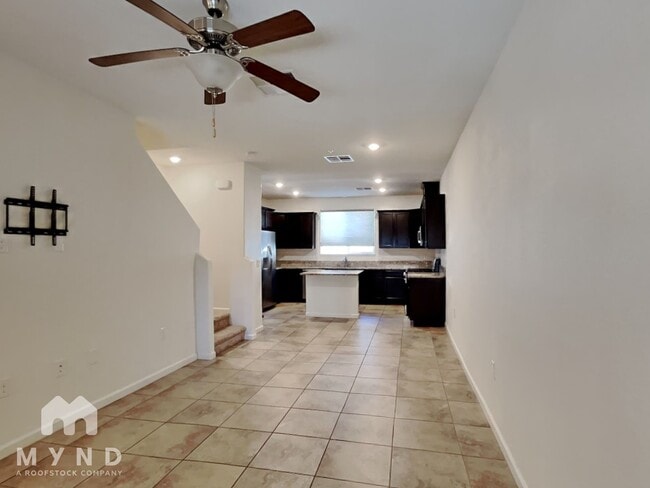 Building Photo - 2988 Silver River Ln