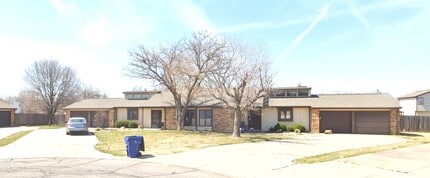 Building Photo - 3029 N Longfellow Ct