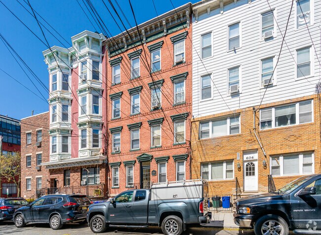 Foto del edificio - 604 Jefferson St