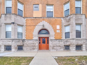 Building Photo - 4858 S Prairie Ave