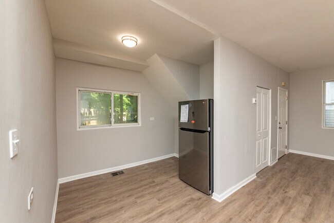 Foto del edificio - 1022 W Fry St