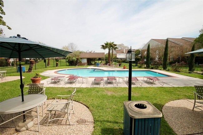 Foto del edificio - 6533 Wanda Ln