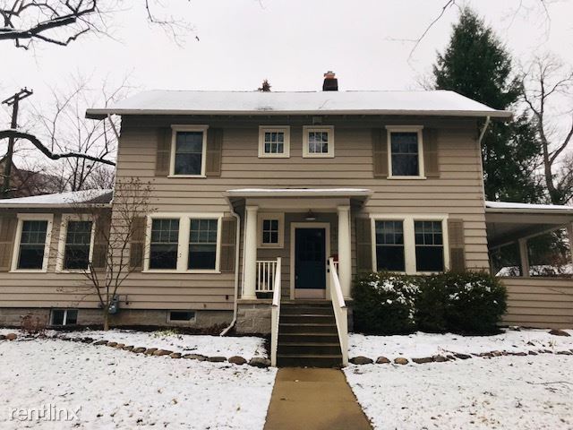 Primary Photo - 4 br, 2.5 bath House - 1425 Cambridge Rd 1...