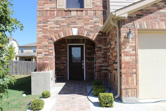 Foto del edificio - 11052 Kirkoswald Rd