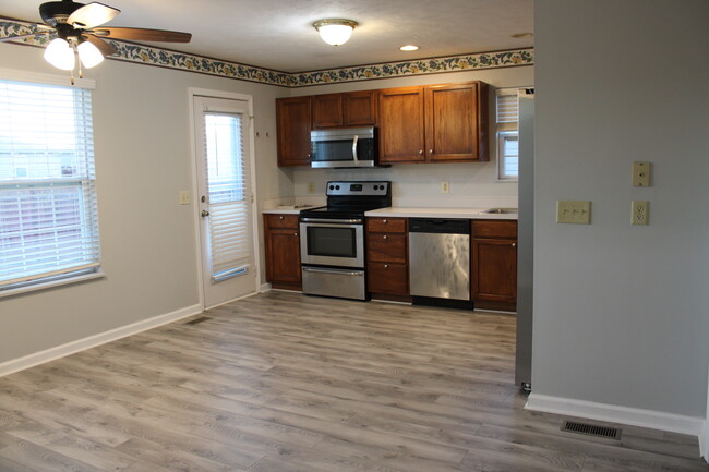 Building Photo - 12541 Kenai Dr