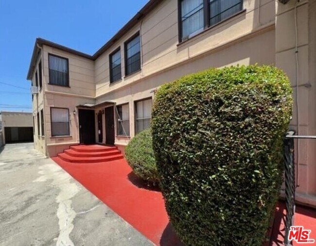 Foto del edificio - 1223 S Orange Grove Ave