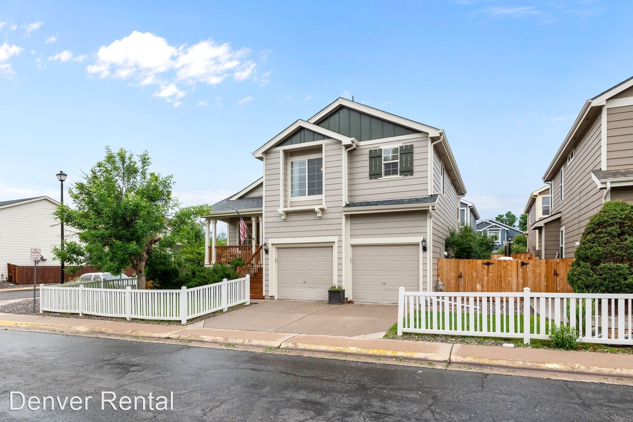 Primary Photo - 4 br, 3.5 bath House - 1252 S Alton Ct