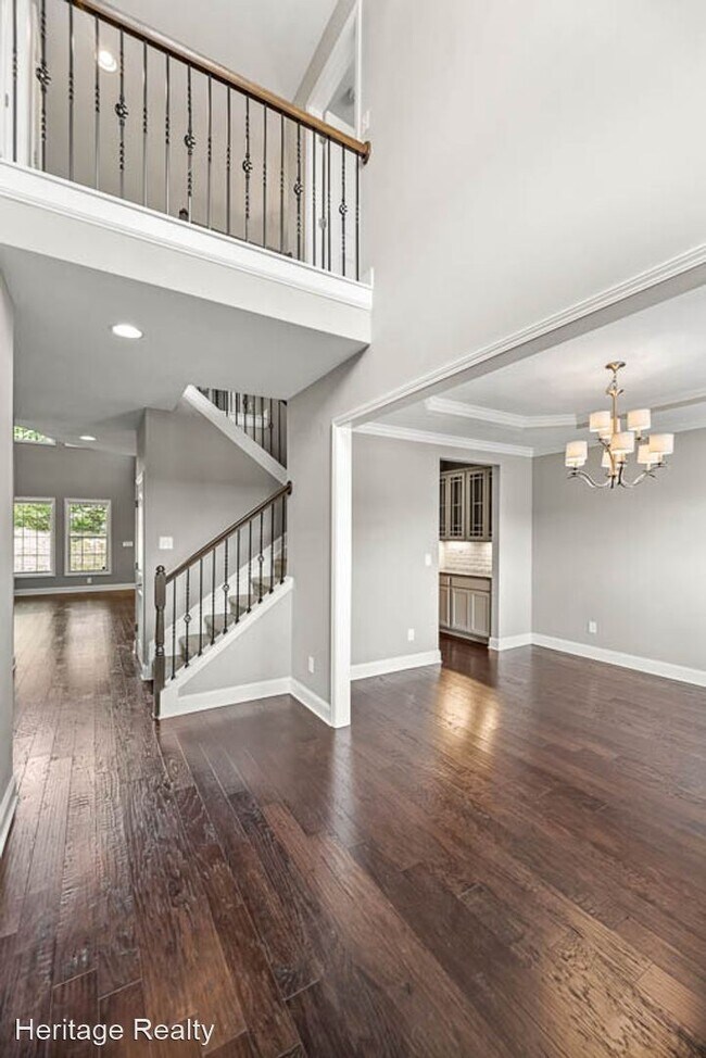 Foto del edificio - 4 br, 2.5 bath House - 925 Brookwood Lane