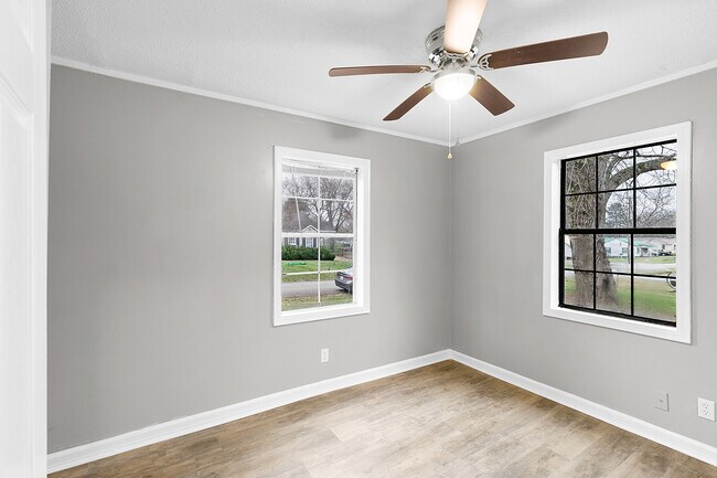 Foto del edificio - 4010 Ennis St