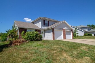 Building Photo - 1413-1415-1415 N Frideriki Dr