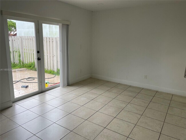Foto del edificio - 20949 SW 84th Ct