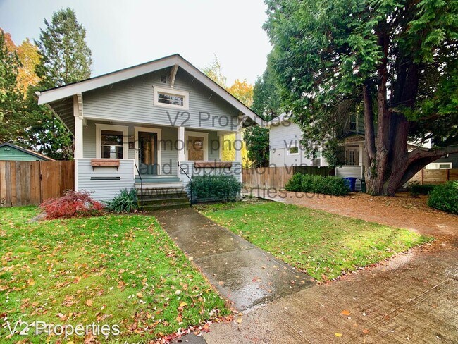 Building Photo - 2 br, 1 bath House - 7744 SE Milwaukie Ave.