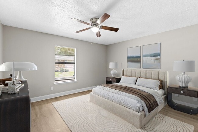 Interior Photo - Live Elevated at Skyland Pointe – Tuscaloo...