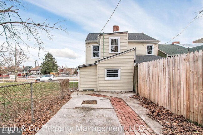 Foto del edificio - 2 br, 1 bath House - 227 E South St