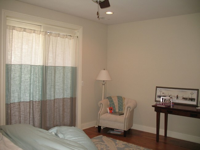 Foto del edificio - 3355 N Clark St