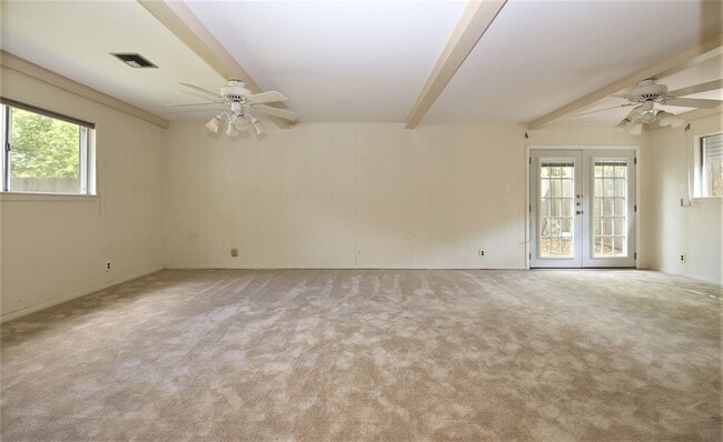 Foto del edificio - 9634 Bundy Ln