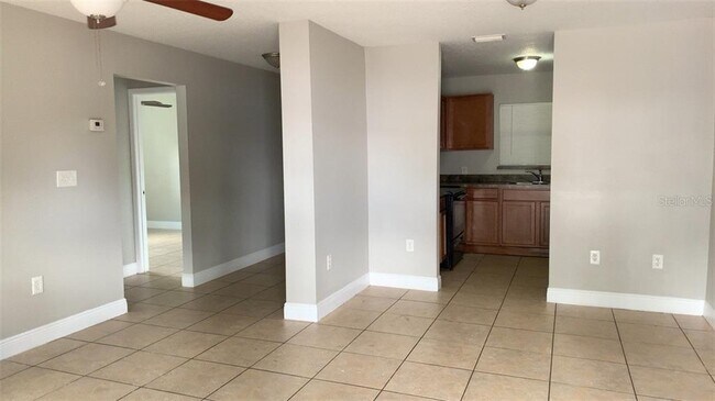 Foto del edificio - 923 Amber Rd