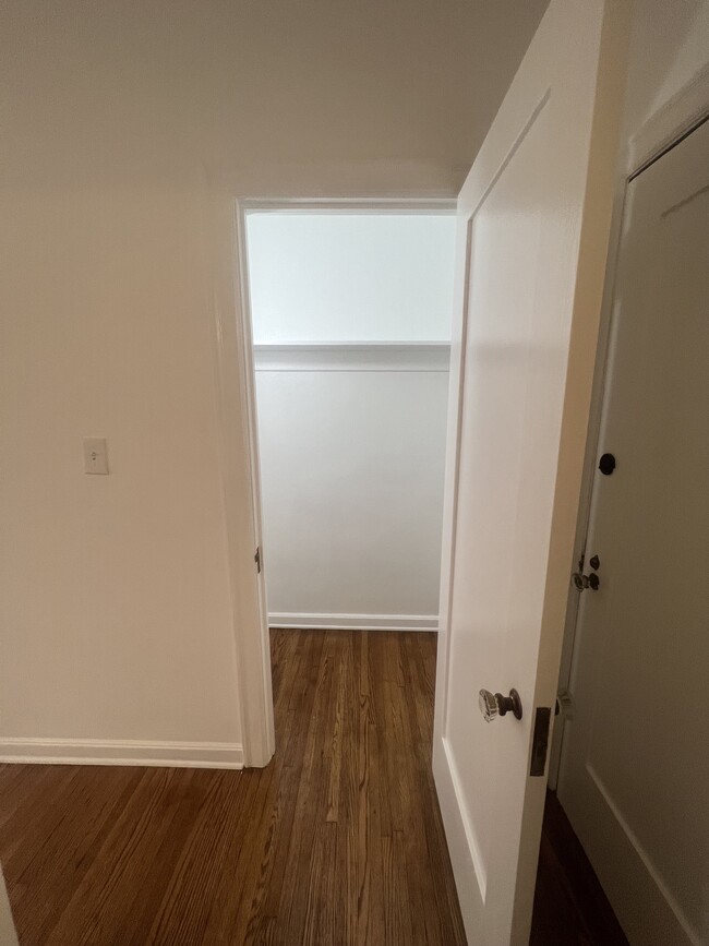 Building Photo - 15 Eastwind St