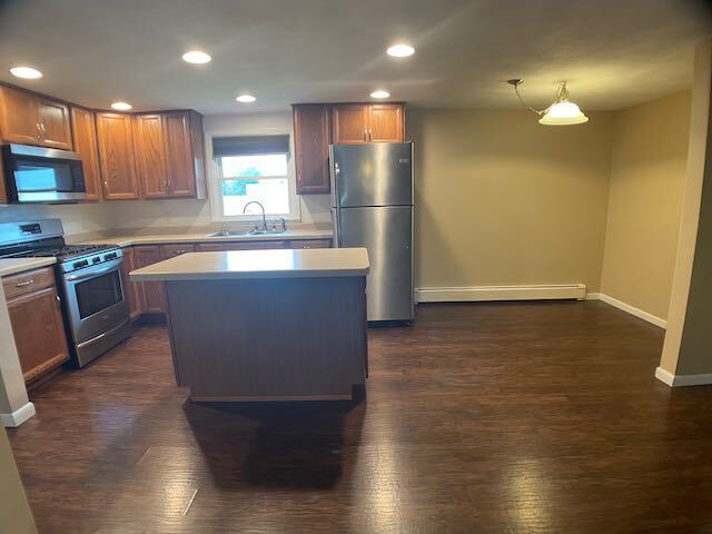 Building Photo - 3 BR in Metamora