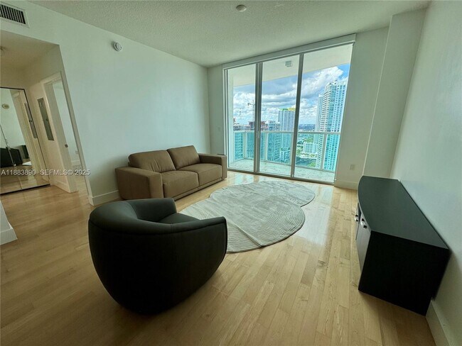 Foto del edificio - 31 SE 5th St