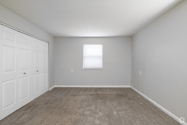 1BR, 1BA -  865SF Bedroom - Newberry Parc