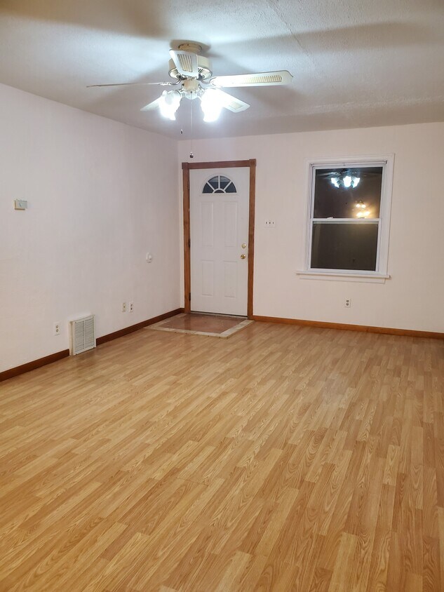 Primary Photo - 206 O Farrell St