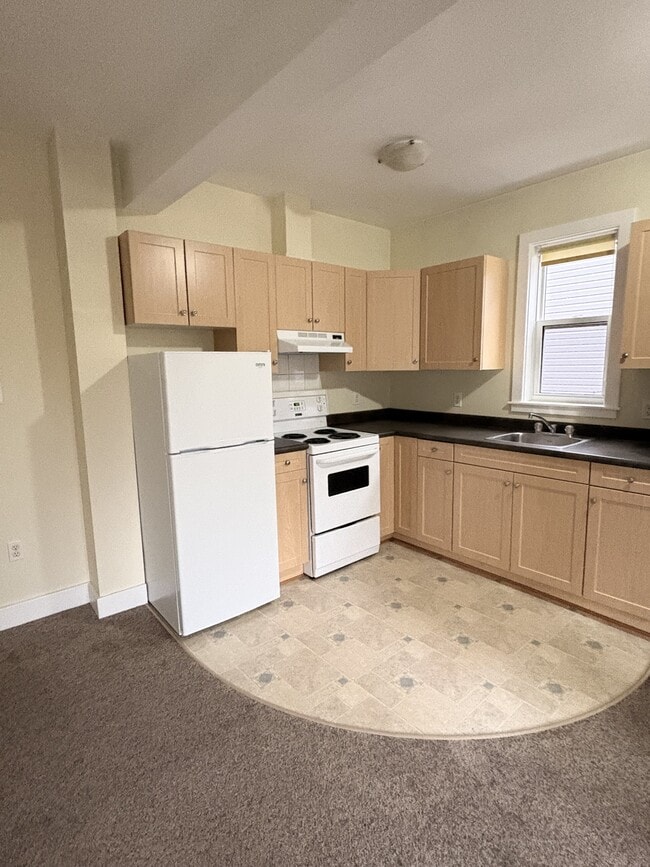 Photo du bâtiment - 470 Main St