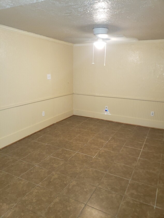 Building Photo - 21399 W Hammond Dr