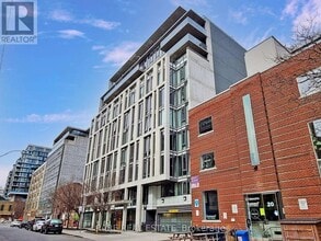 Building Photo - 32 Camden St