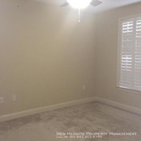 Building Photo - 3 bedroom in Mount Pleasant SC 29464
