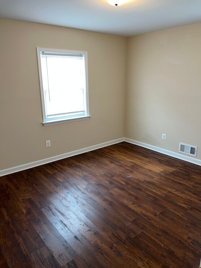 Foto del edificio - 3802 Thornwood Rd