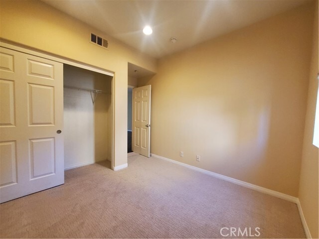 Building Photo - 306 District Ct