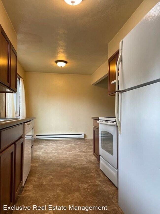 Building Photo - 2 br, 1 bath House - 116 N Williams Avenue