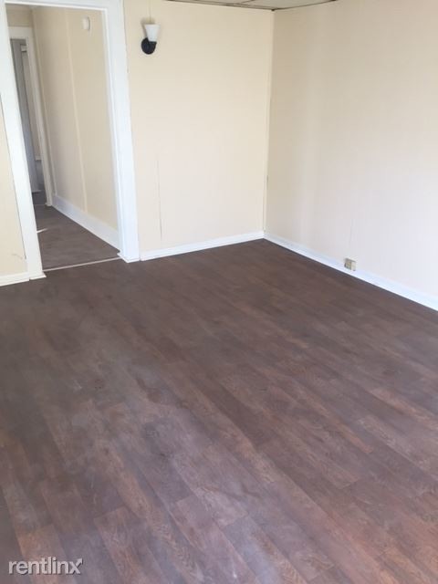 Foto del edificio - 2 br, 1 bath Apartment - 510 Center St