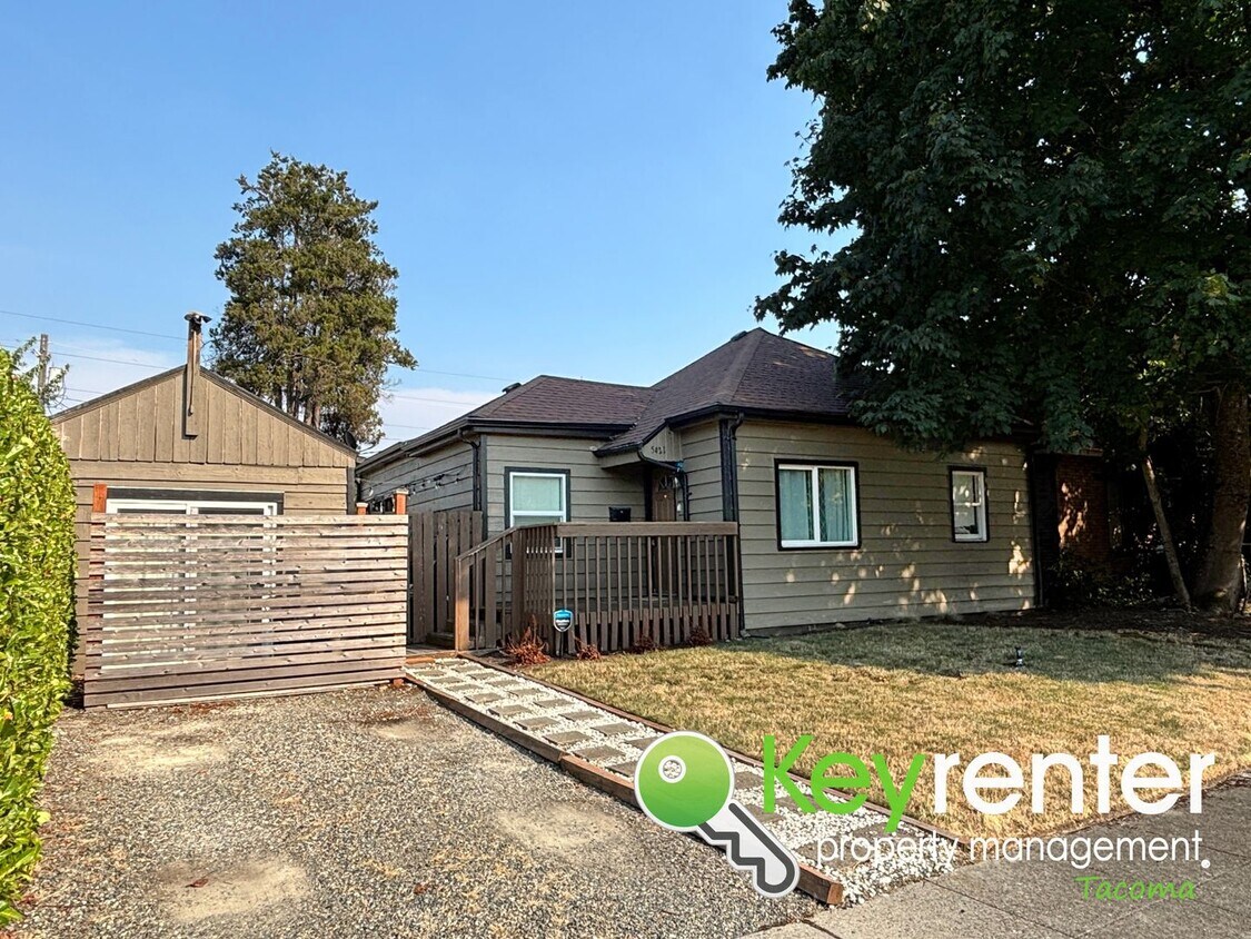 Building Photo - Fully Remodeled Tacoma Home with Detached ...