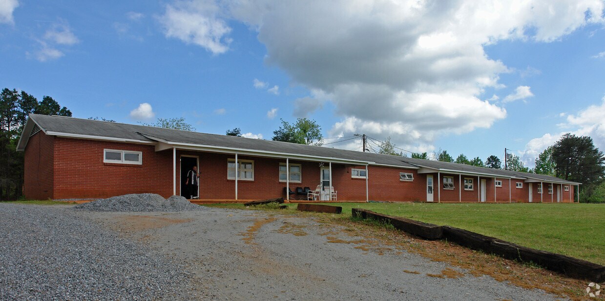 Foto del edificio - 1044 Robinwood Rd