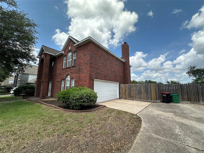 Foto del edificio - 6810 Crystal Point Dr