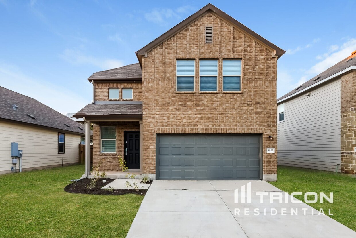 Foto principal - 6827 Freedom Hills San Antonio TX
