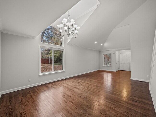 Foto del edificio - 508 James Cir