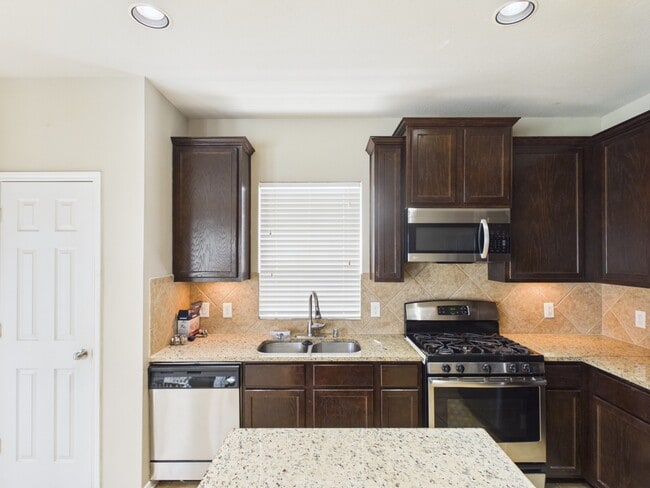 Building Photo - 17143 Deaton Mill Dr