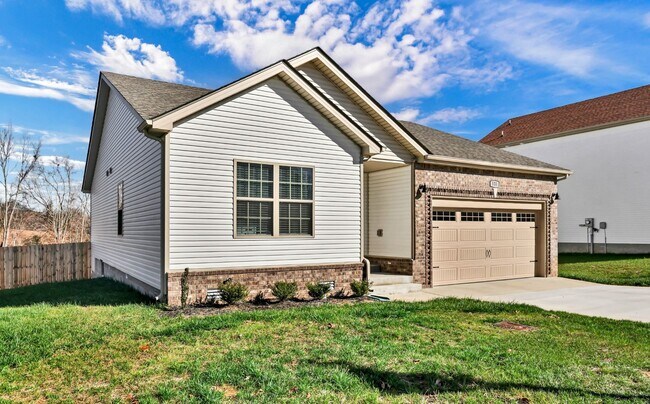 Foto del edificio - Cute Home in Quiet Area ready to Call Home Today!
